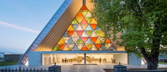 Cardboard Cathedral, projetada por Shigeru Ban