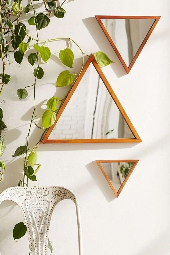 Espelho em forma triangular